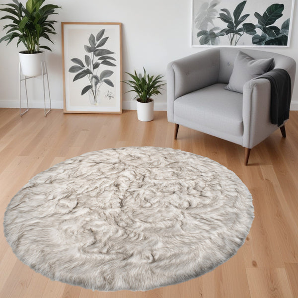 Homeroots 6' X 6' Ombre Chocolate Round Faux Fur Washable Non Skid Area Rug  Acrylic 476665