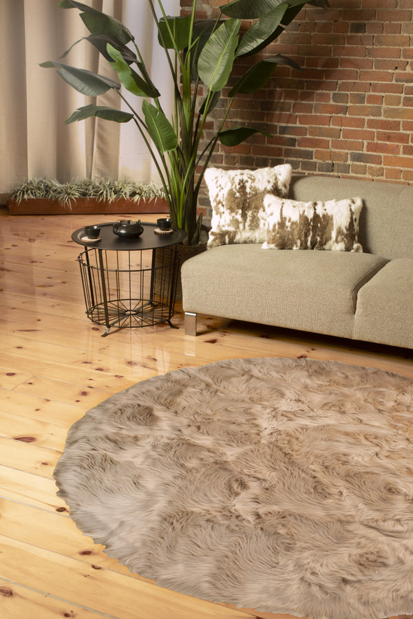 Homeroots 6' X 6' Taupe Round Faux Fur Washable Non Skid Area Rug  Acrylic 476666