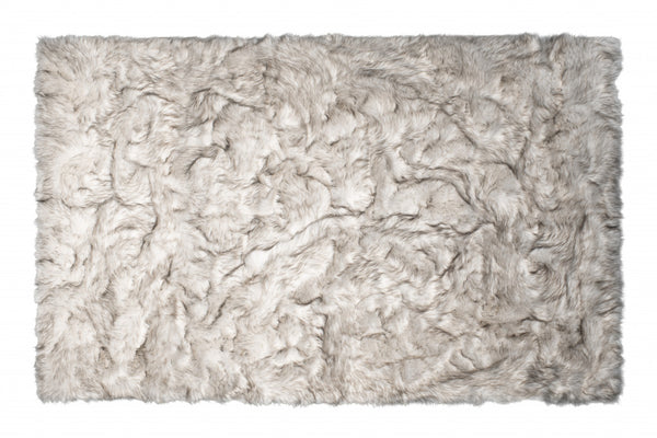 Homeroots 5' X 8' Chocolate Faux Fur Ombre Non Skid Area Rug  Faux Fur 476674