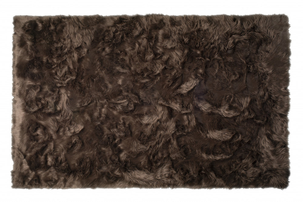 Homeroots 5' X 8' Chocolate Faux Fur Non Skid Area Rug  Faux Fur 476675
