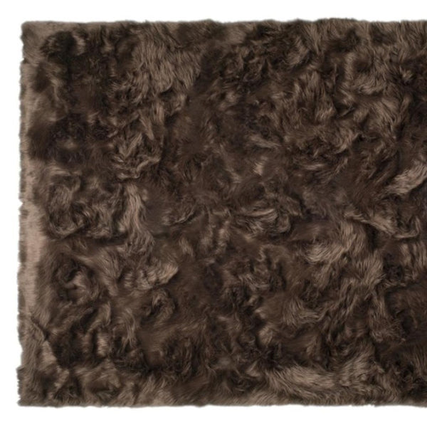 HomeRoots 5' X 8' Ombre Faux Fur Area Rug - Plush, Washable, Non-Skid Design for Ultimate Comfort & Style Chocolate 476675