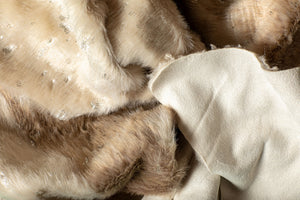 Homeroots 5' X 8' Off White And Silver Faux Cowhide Washable Non Skid Area Rug  Acrylic 476681