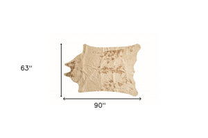 Homeroots 5' X 8' Off White And Silver Faux Cowhide Washable Non Skid Area Rug  Acrylic 476681