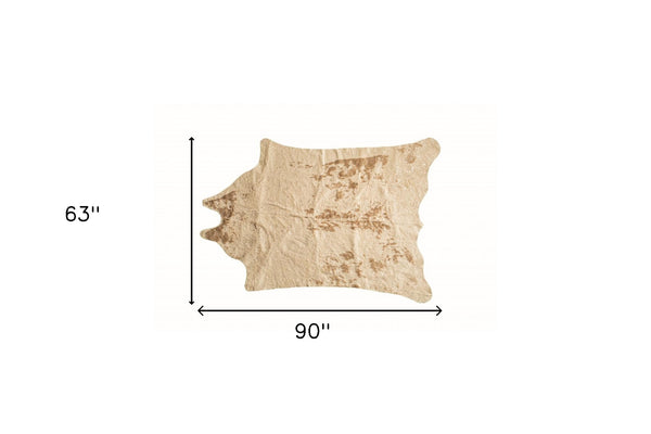 Homeroots 5' X 8' Off White And Silver Faux Cowhide Washable Non Skid Area Rug  Acrylic 476681