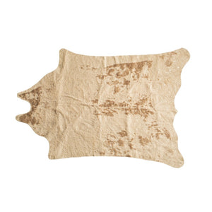 HomeRoots 4' X 5' Plush Faux Cowhide Area Rug - Modern Animal Print, Washable & Soft for Cozy Spaces Off White, Silver 476681