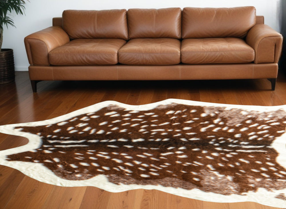 Homeroots 5' X 8' Off White And Brown Faux Cowhide Tufted Washable Non Skid Area Rug  Acrylic 476683