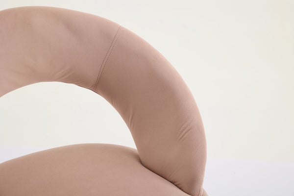 English Elm 061-Set Of 1 Pink Velvet Dining Chair With Curved Backrest & Golden Legs For Modern Spaces W527P255478