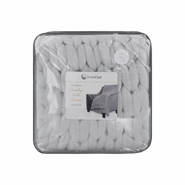 Homeroots 50" X 60" Light Gray Boho Chunky Knit  Throw Blanket  Polyester 478039