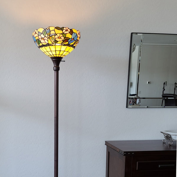 HomeRoots 70" Elegant Tiffany-Style Green Floor Lamp with Handcrafted Glass Shade for Cozy Ambiance & Decor 478069