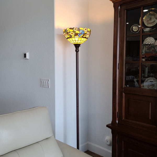 HomeRoots 70" Elegant Tiffany-Style Green Floor Lamp with Handcrafted Glass Shade for Cozy Ambiance & Decor 478069