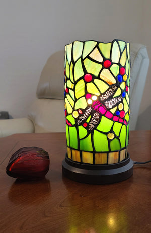 Homeroots 11" Green And Pink Dragonfly Stained Glass Accent Lamp   478106