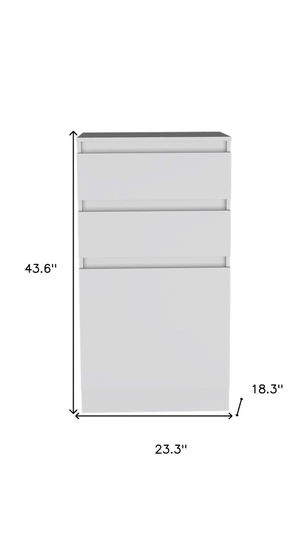 Homeroots 23" White Two Drawer Standard Chest  Manufactured Wood 478397