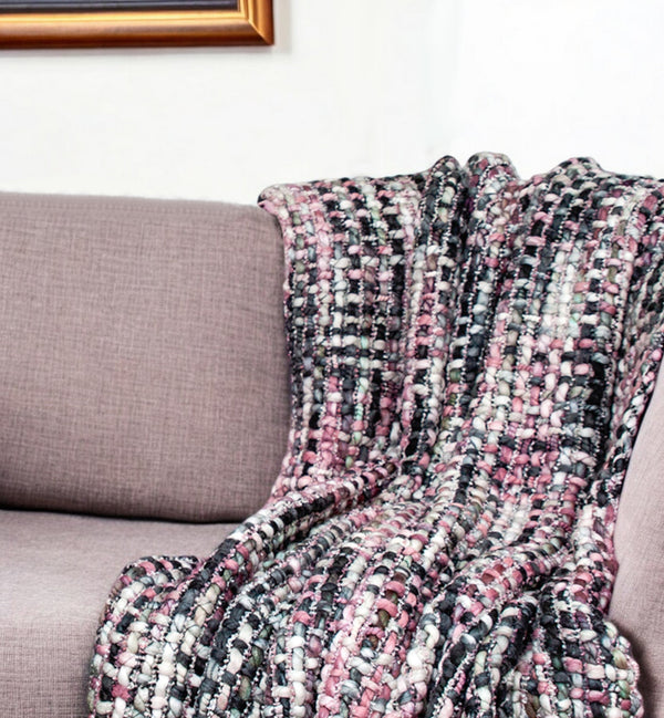 Homeroots 52" X 67" Pink And Black Woven Acrylic Throw Blanket  Acrylic 478504