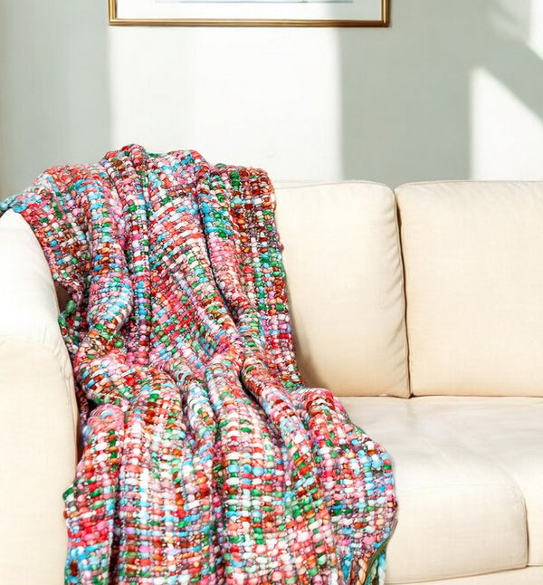 Homeroots 52" X 67" Blue And Green Woven Acrylic Throw Blanket  Acrylic 478509