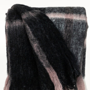 Homeroots 52" Woven Acrylic Throw Blanket In Pink & Black - Stylish, Soft, And Perfect For Cozy Decor!  Acrylic 478553