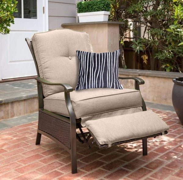 Homeroots 20" Blue And White Cotton Throw Pillow - Stylish, Soft, And Durable Accent For Home Decor Bliss   478564