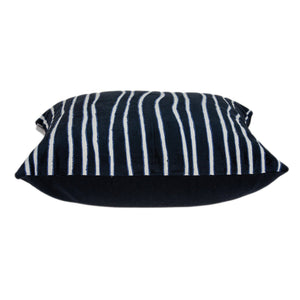 Homeroots 20" Blue And White Cotton Throw Pillow - Stylish, Soft, And Durable Accent For Home Decor Bliss   478564