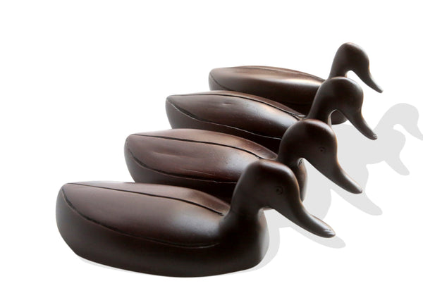 Homeroots Espresso Solid Teak Wood Handmade Duck Sculpture  Manufactured Wood 478602