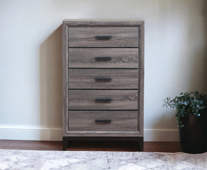 Homeroots 31" Grey Solid Wood Five Drawer Chest  Solid Wood 478637