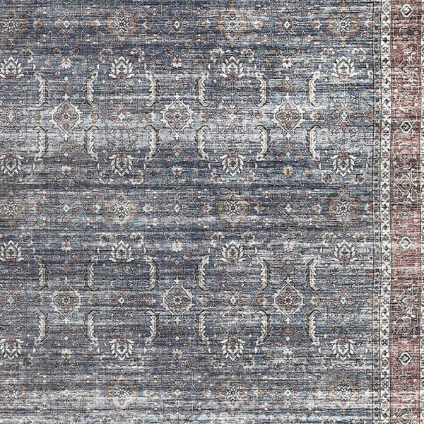 HomeRoots 5' Blue Oriental Area Rug with Distressed Finish - Stain-Resistant & Elegant Home Decor Solution 5' X 8' 478945