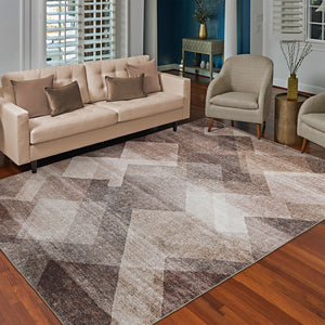 Homeroots 5' X 8' Brown Geometric Stain Resistant Area Rug  Polyester 478960