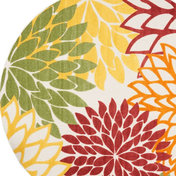 Homeroots 8' X 8' Red Round Floral Non Skid Indoor Outdoor Area Rug  Polypropylene 479290