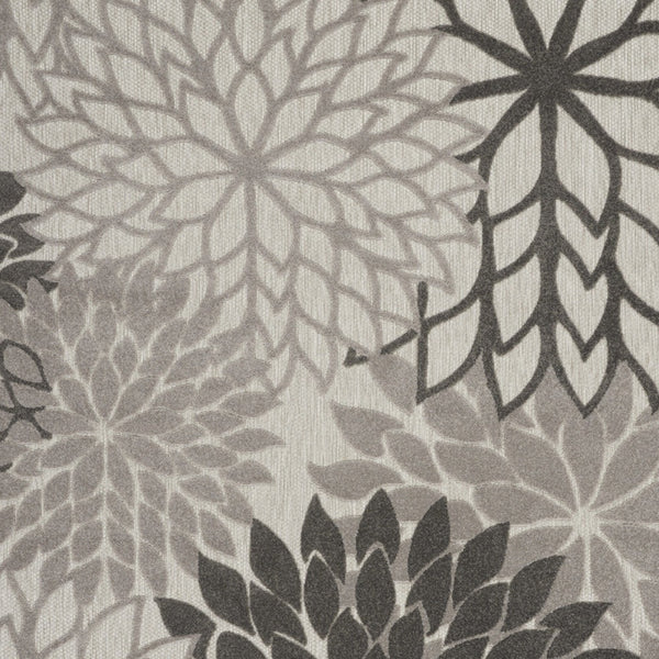 Homeroots 10' X 13' Silver Grey Floral Non Skid Indoor Outdoor Area Rug  Polypropylene 479293