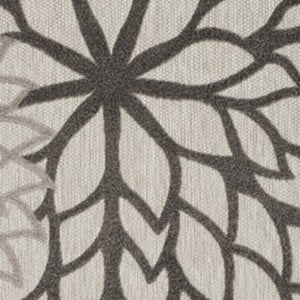 Homeroots 10' X 13' Silver Grey Floral Non Skid Indoor Outdoor Area Rug  Polypropylene 479293
