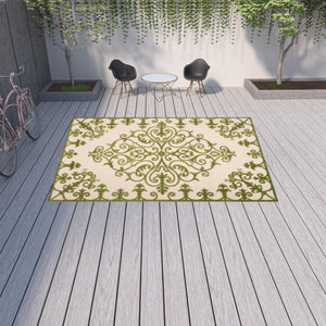 Homeroots 10' X 13' Green Damask Non Skid Indoor Outdoor Area Rug  Polypropylene 479298