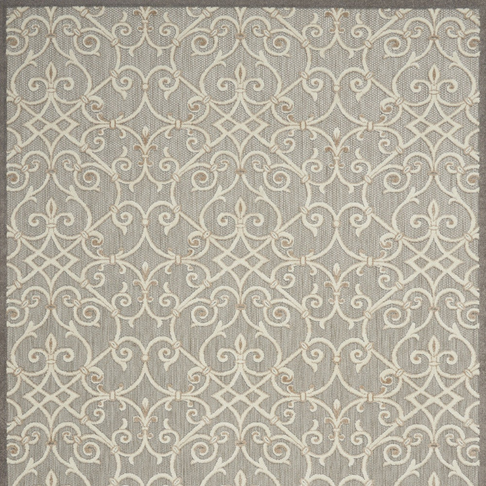 Homeroots 10' X 13' Natural Damask Non Skid Indoor Outdoor Area Rug  Polypropylene 479377