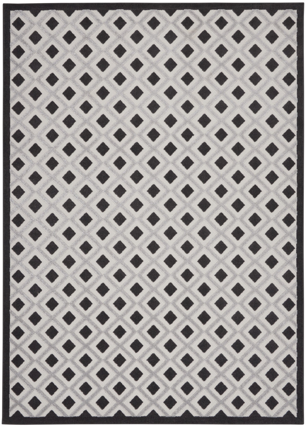 Homeroots 12' X 15' Black And White Gingham Non Skid Indoor Outdoor Area Rug  Polypropylene 479419