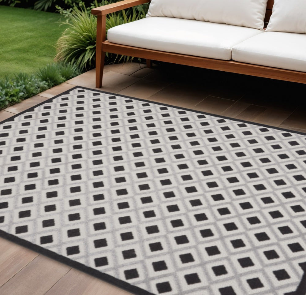 HomeRoots 9' Gingham Black and White Area Rug – Stylish, Durable, Indoor/Outdoor Decor for Any Space 479426