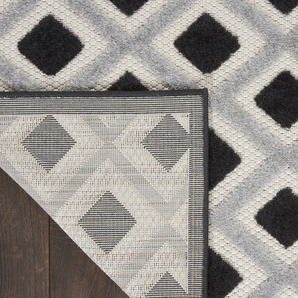 HomeRoots 9' Gingham Black and White Area Rug – Stylish, Durable, Indoor/Outdoor Decor for Any Space 479426
