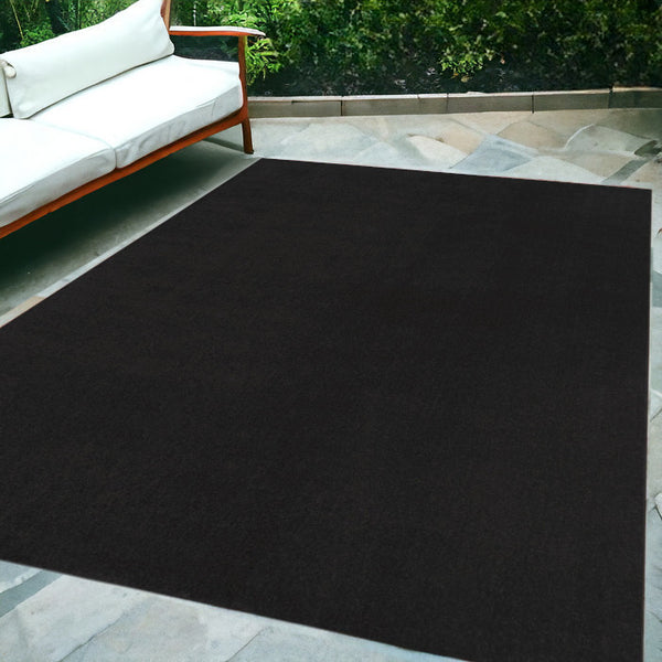 Homeroots 5' X 7' Black Stain Resistant Indoor Outdoor Area Rug  Polypropylene 479441