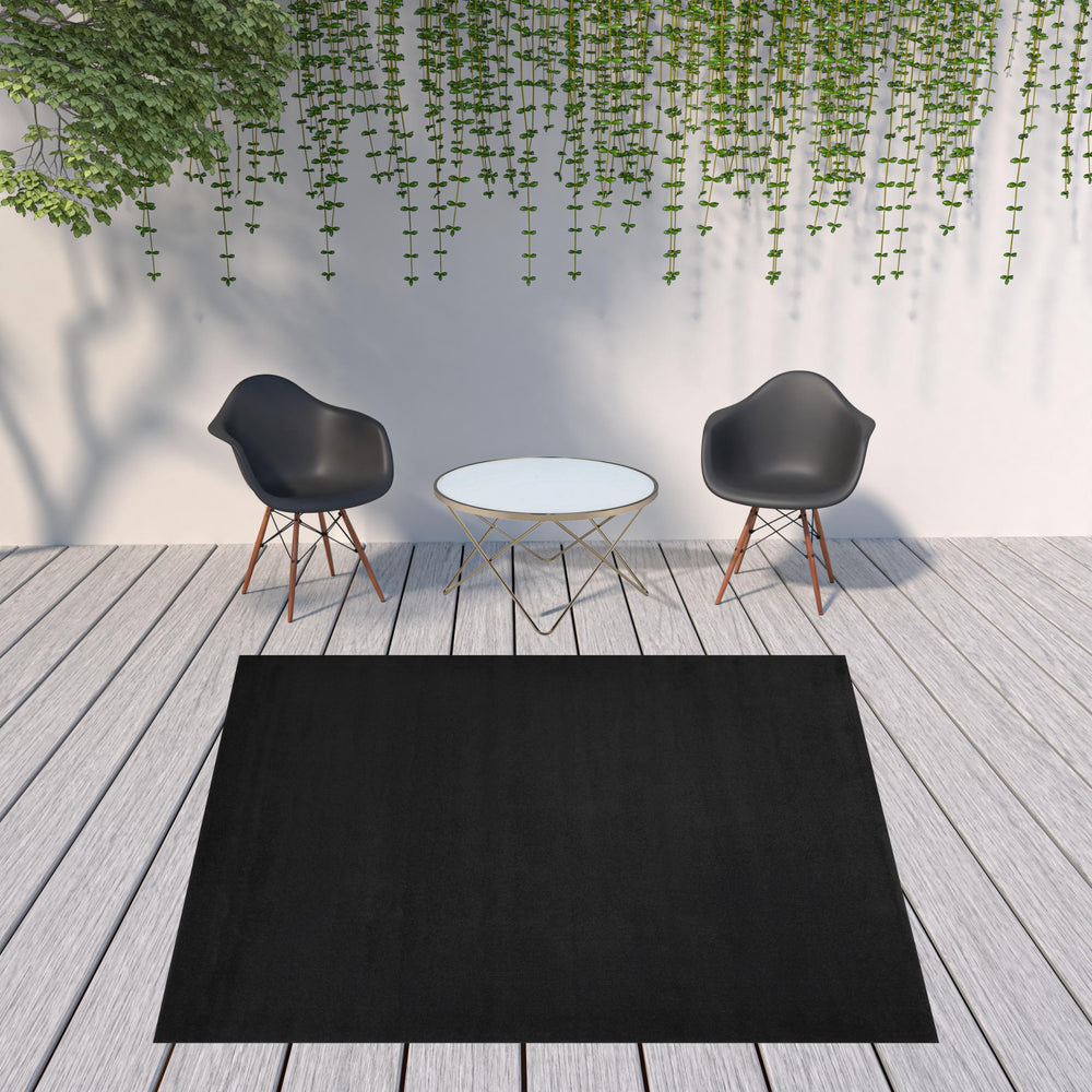 Homeroots 9' X 9' Black Square Non Skid Indoor Outdoor Area Rug  Polypropylene 479447