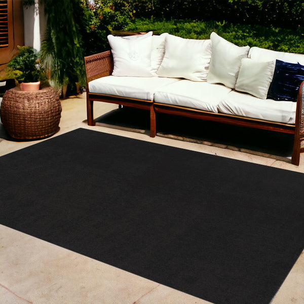 Homeroots 9' X 12' Black Stain Resistant Indoor Outdoor Area Rug  Polypropylene 479448
