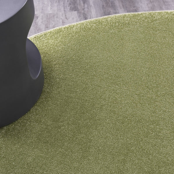 HomeRoots 8' Green Round Area Rug - Durable, Soft, Low-Pile for Indoor/Outdoor Spaces - Pet Friendly & Stylish 479496