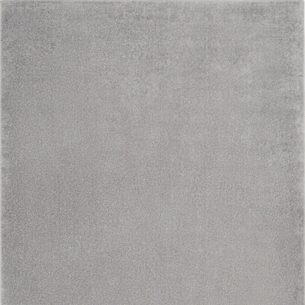 Homeroots 5' X 7' Silver Grey Non Skid Indoor Outdoor Area Rug  Polypropylene 479581
