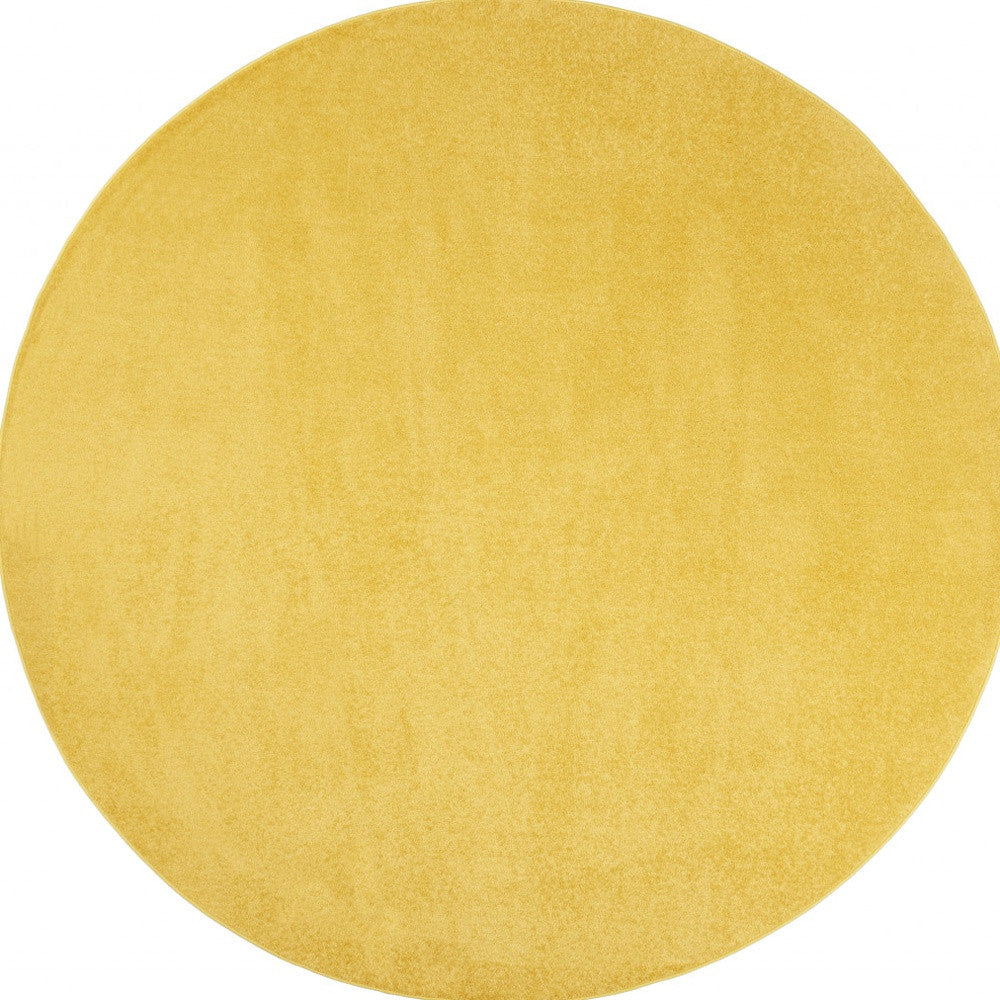 Homeroots 8' X 8' Yellow Round Non Skid Indoor Outdoor Area Rug  Polypropylene 479640