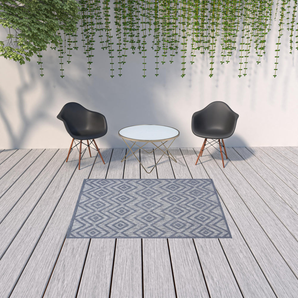 Homeroots 5' X 7' Denim Blue Argyle Indoor Outdoor Area Rug  Polypropylene And Polyester 479661