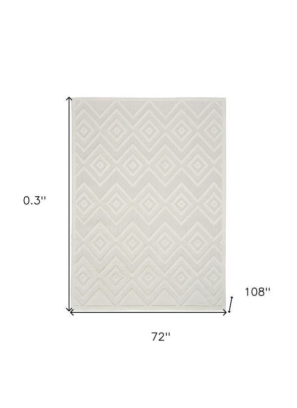 Homeroots 6' X 9' Ivory And White Argyle Indoor Outdoor Area Rug  Polypropylene And Polyester 479667