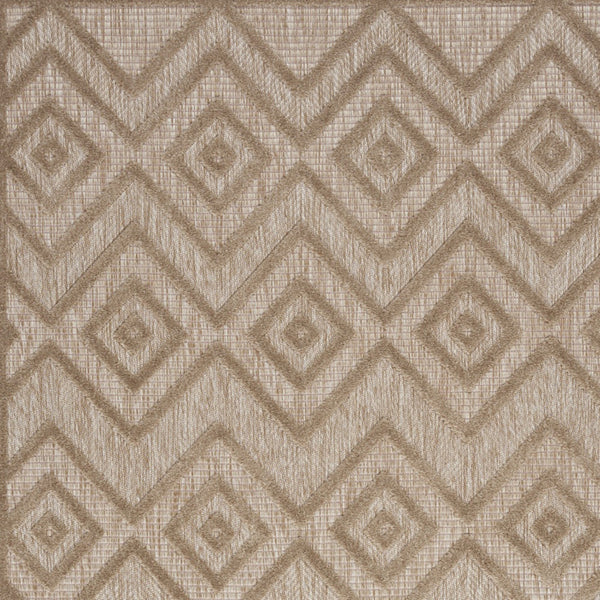 Homeroots 5' X 7' Natural Beige Argyle Indoor Outdoor Area Rug  Polypropylene And Polyester 479669