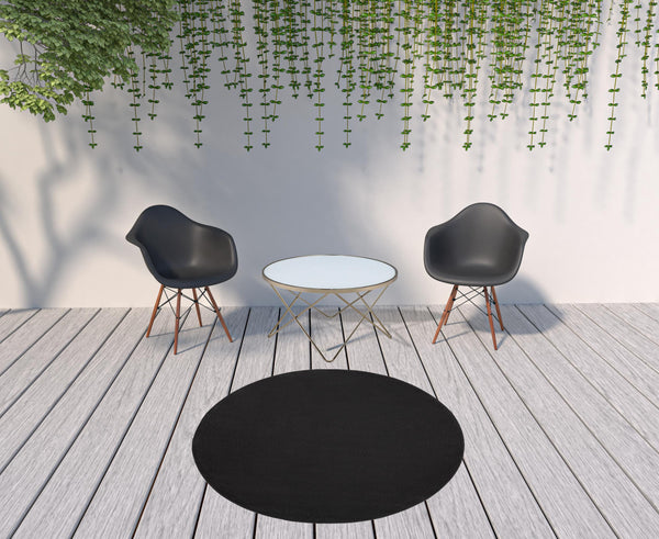 Homeroots 6' X 6' Black Round Non Skid Indoor Outdoor Area Rug  Polypropylene 479790