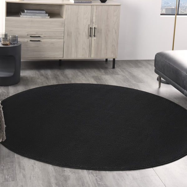 Homeroots 6' X 6' Black Round Non Skid Indoor Outdoor Area Rug  Polypropylene 479790