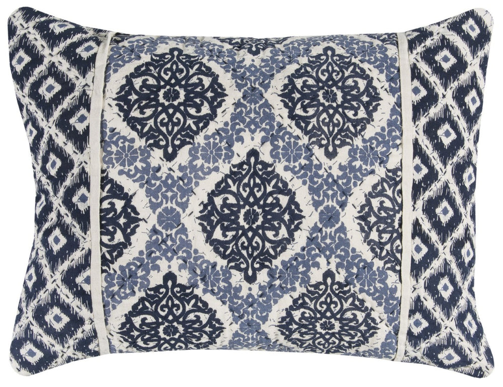 HomeRoots Blue Damask Queen Quilt - Elegant Cotton Bedding with Hypoallergenic Fill for Year-Round Comfort 479841
