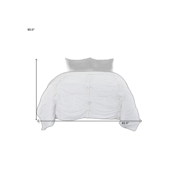 Homeroots White Queen 100% Cotton 300 Thread Count Machine Washable Down Alternative Comforter   479850