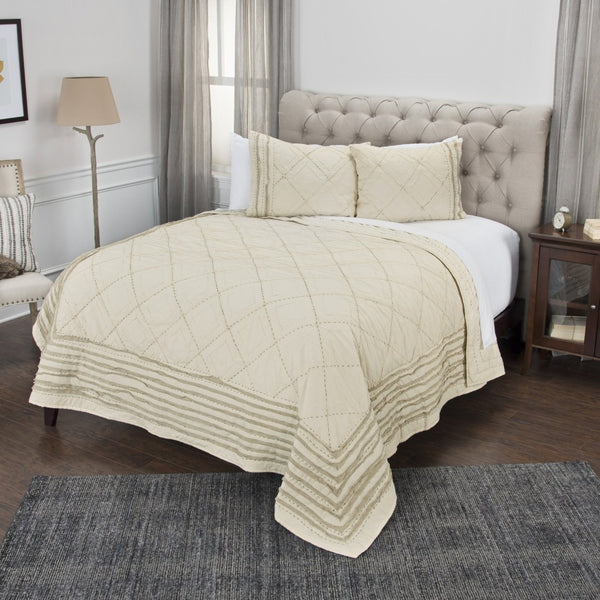 HomeRoots Ivory Kantha Quilt Set - King Size, Artisan-Crafted Cotton, Lightweight for All-Season Comfort & Style 479869