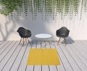 Homeroots 5' X 5' Yellow Square Non Skid Indoor Outdoor Area Rug  Polypropylene 479870