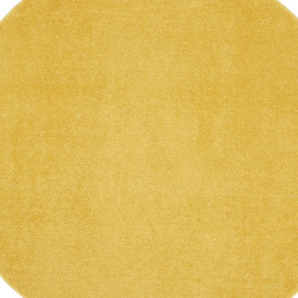 Homeroots 6' X 6' Yellow Round Non Skid Indoor Outdoor Area Rug  Polypropylene 479871