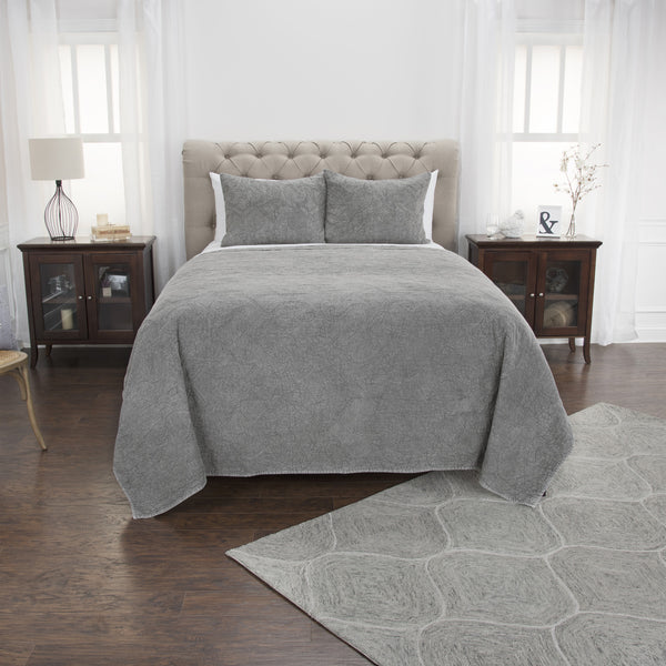 Homeroots Gray King 100% Cotton 300 Thread Count Machine Washable Down Alternative Comforter  100% Cotton 479880